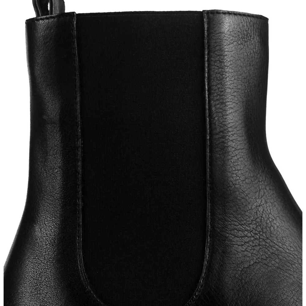 ❌SOLD❌ The Row
Garden Leather Short Boots 38 - Picture 7 of 17